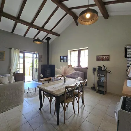 Landhuis Authentique Calme Avec Piscine Et Jardin Prive