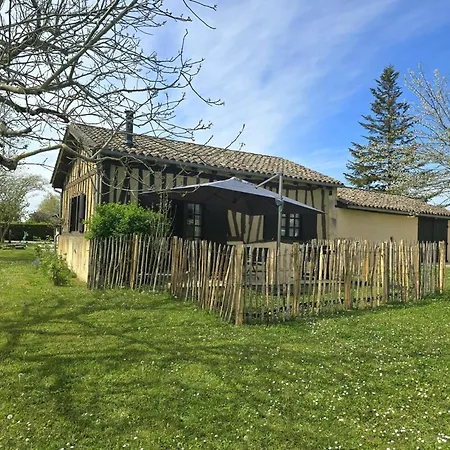 Prázdninový dům Authentique Calme Avec Piscine Et Jardin Prive - Fr-1-616-474