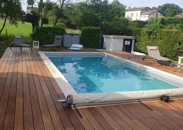 Authentique Calme Avec Piscine Et Jardin Privé - Fr-1-616-474 Sainte-Sabine-Born